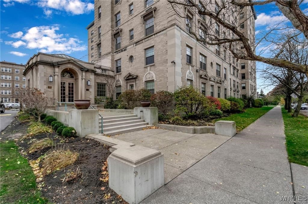 33 Gates Circle, Unit 2A Buffalo, NY 14222 - Photo 45 of 45