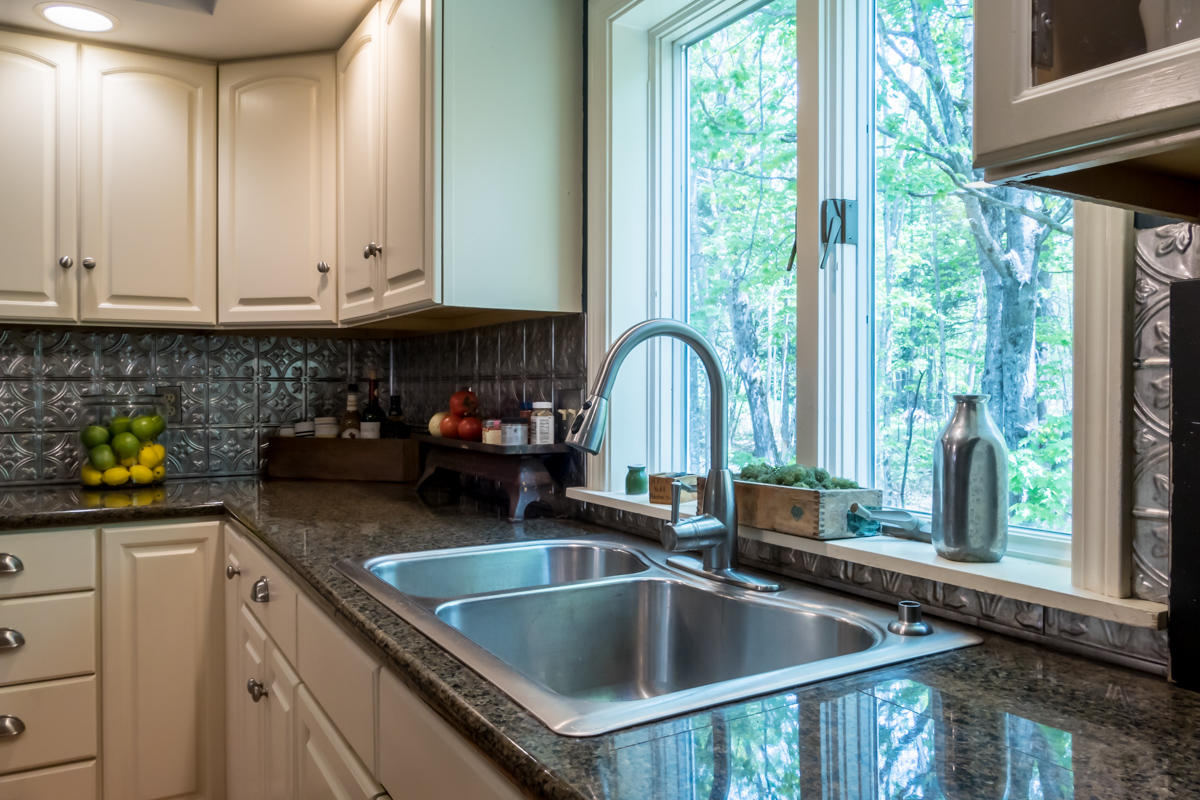 74 Quaker Ridge Road Durham, ME 04222 - Photo 9 of 53 12-Kitchen (5 of 6)