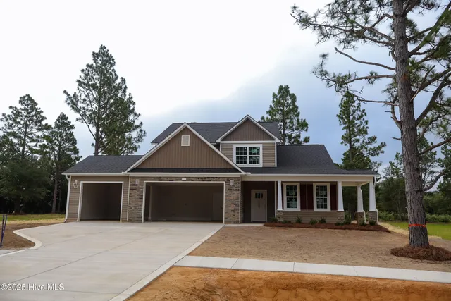 $553,000 | 812 Winds Way, Aberdeen, NC 28315