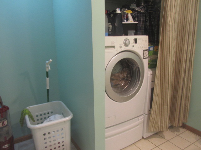 25696 Raska Lane Lake Villa, IL 60046 - Photo 22 of 27 a utility room with dryer and washer