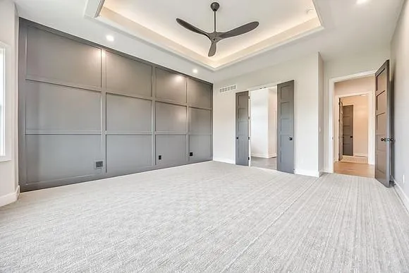 $1,025,190 | 9718 West 176th Terrace, Overland Park, KS 66013