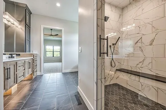 $1,025,190 | 9718 West 176th Terrace, Overland Park, KS 66013