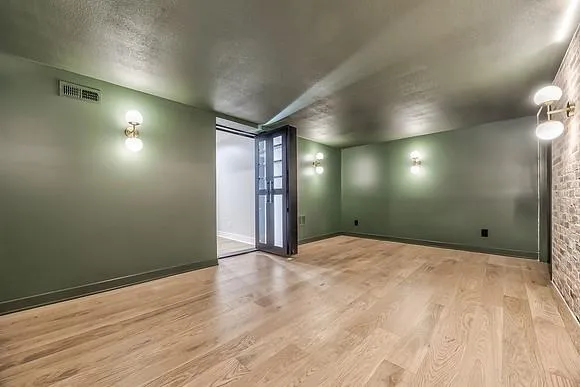 $1,025,190 | 9718 West 176th Terrace, Overland Park, KS 66013