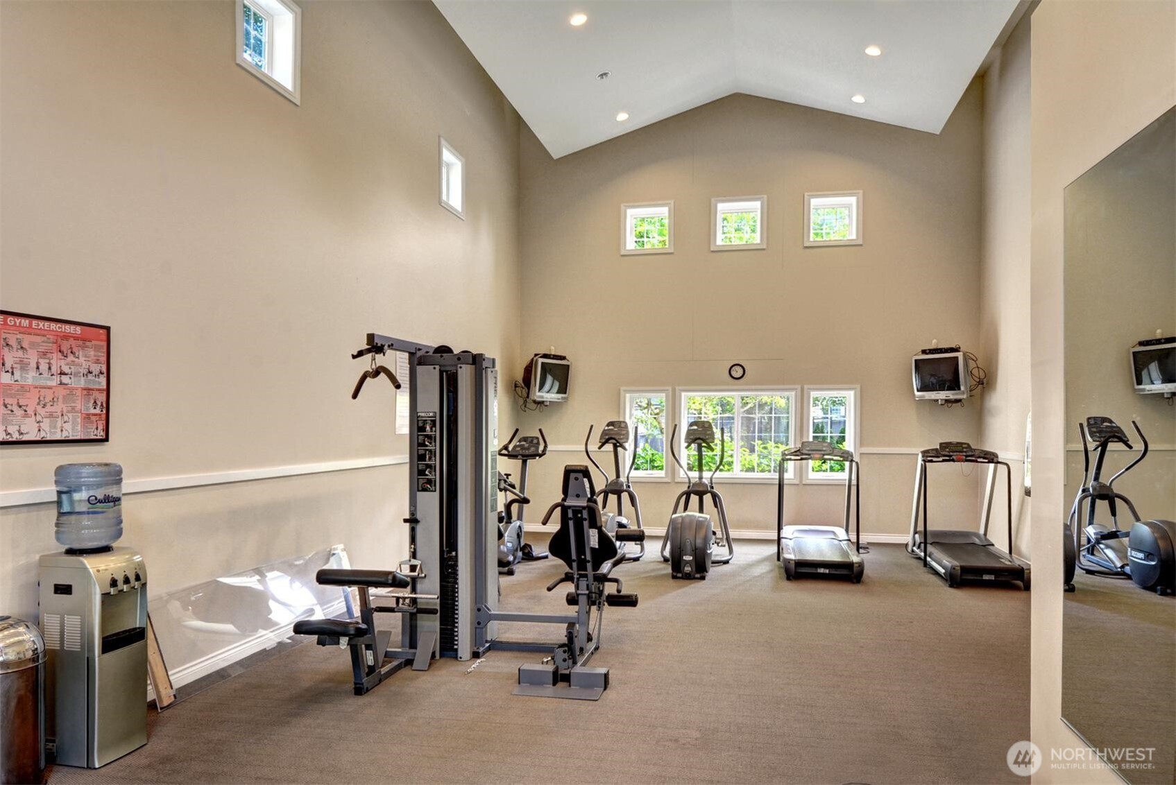 12404 East Gibson Road, Unit B304 Everett, WA 98204 - Photo 19 of 26