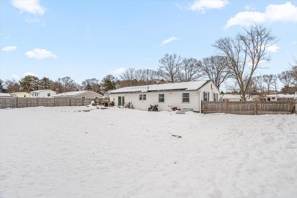 67 Jeannine Road Bellingham, MA 02019 - Photo 20 of 27 Gallery Image 20