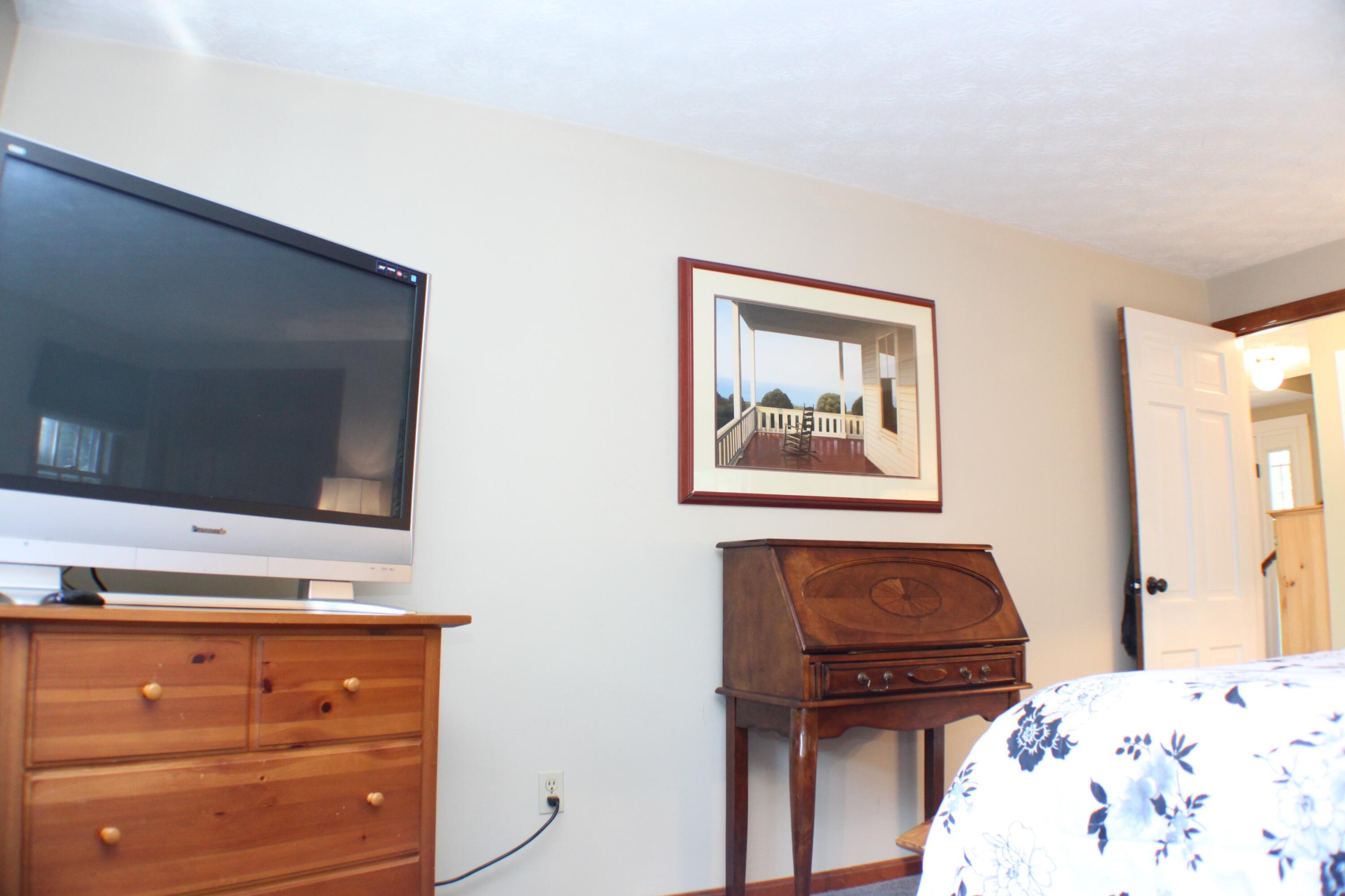 2 Oak Ridge Road Sanford, ME 04073 - Photo 18 of 34 First Floor Bedroom 1.2