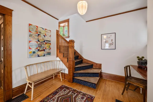 $525,000 | 2101 Scudder Street, St. Paul, MN 55108