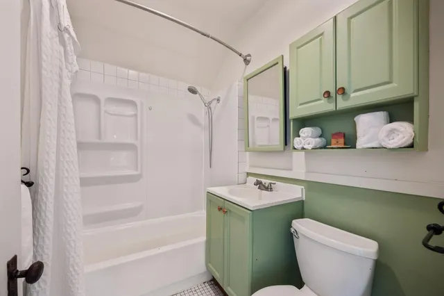 $525,000 | 2101 Scudder Street, St. Paul, MN 55108