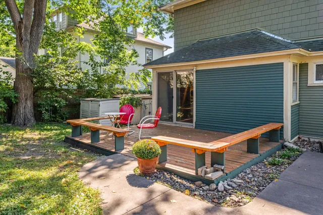 $525,000 | 2101 Scudder Street, St. Paul, MN 55108