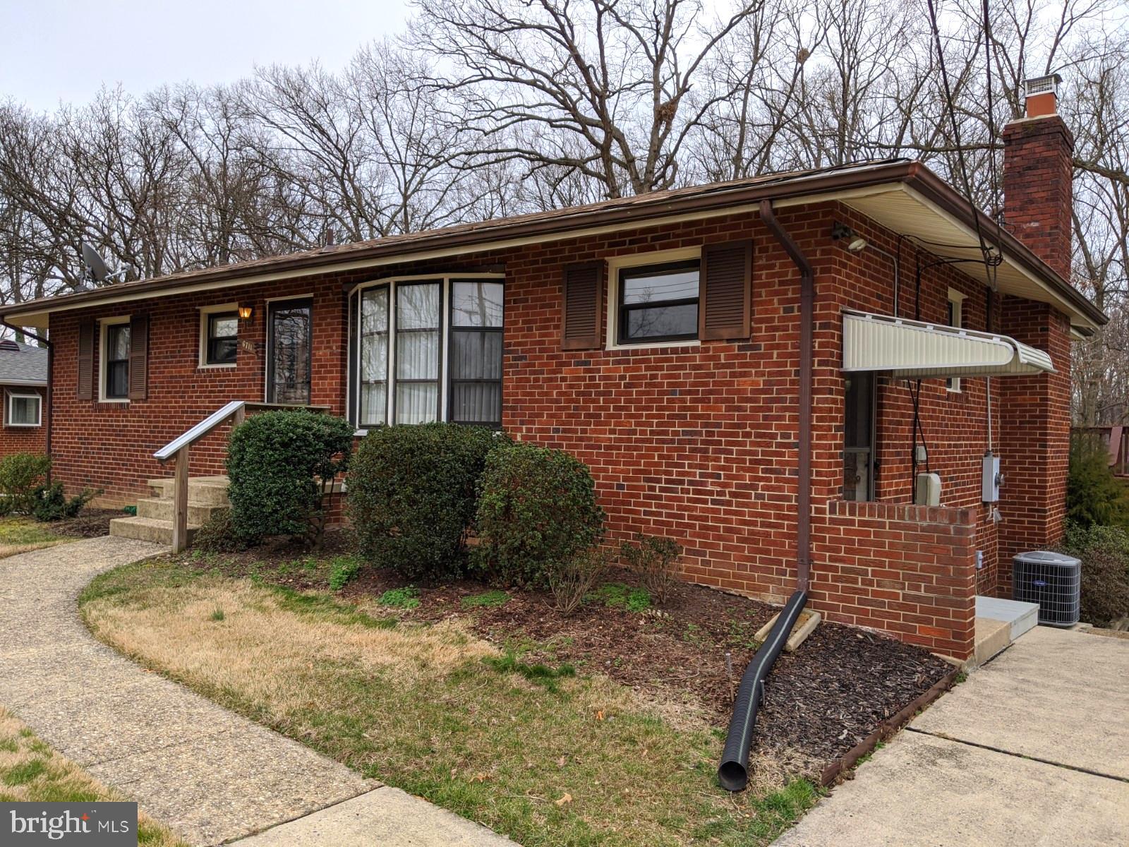 6711 Jerome Street Springfield, VA 22150 - Photo 3 of 24 Welcome Home!