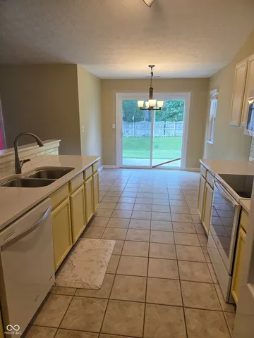 $323,188 | 7440 Oakview Drive, Avon, IN 46123