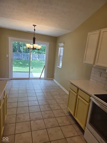 $323,188 | 7440 Oakview Drive, Avon, IN 46123