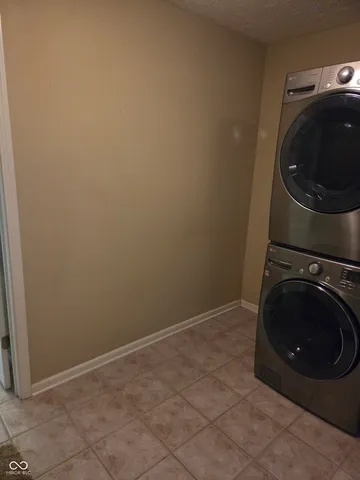 $323,188 | 7440 Oakview Drive, Avon, IN 46123