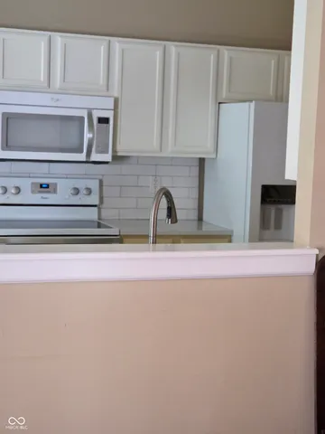 $323,188 | 7440 Oakview Drive, Avon, IN 46123