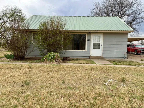 $69,000 | 519 North 13th Street, Memphis, TX 79245