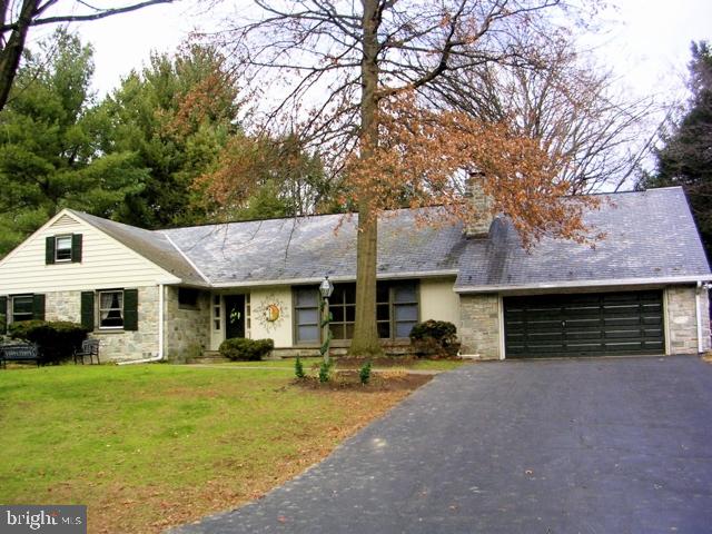 1411 Newton Road Lancaster, PA 17603 - Photo 1 of 17 Gallery Image 1