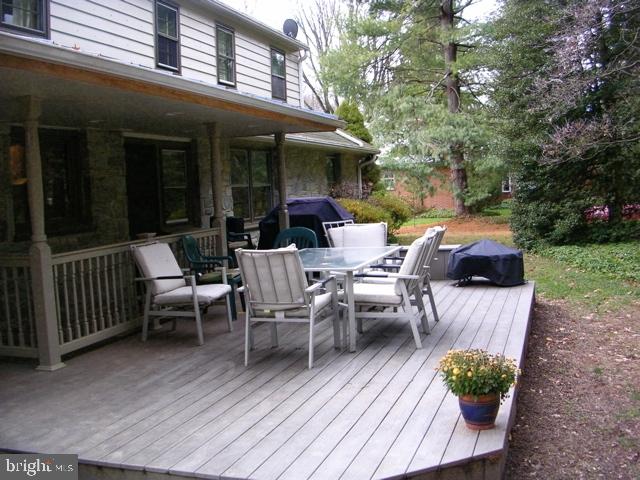 1411 Newton Road Lancaster, PA 17603 - Photo 4 of 17 Gallery Image 4