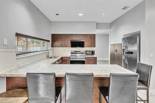 $4,950 | 10301 Panama Street, Cooper City, FL 33026