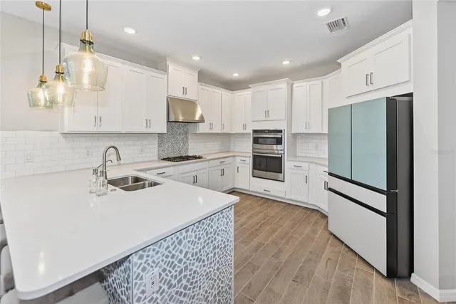 $4,400 | 10109 Milky Way Circle, Sarasota, FL 34241