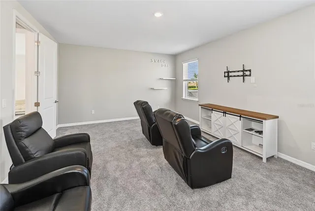 $4,400 | 10109 Milky Way Circle, Sarasota, FL 34241