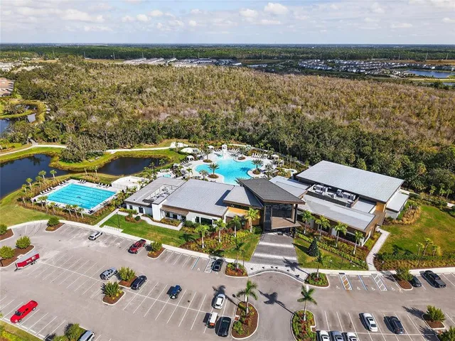 $4,400 | 10109 Milky Way Circle, Sarasota, FL 34241