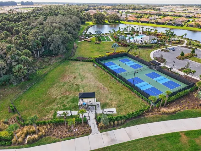 $4,400 | 10109 Milky Way Circle, Sarasota, FL 34241