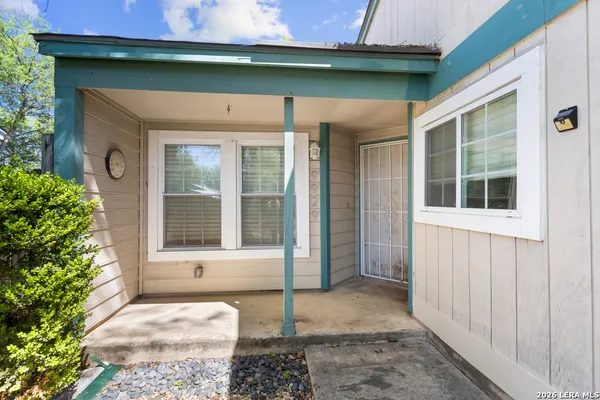 $1,295 | 9929 Village Briar, San Antonio, TX 78250