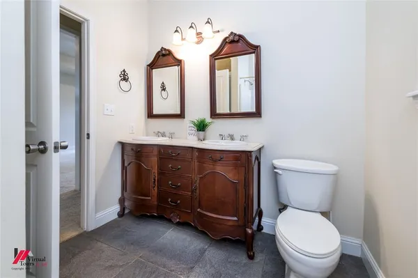 $450,000 | 7784 North Lakeshore Drive, Shreveport, LA 71107