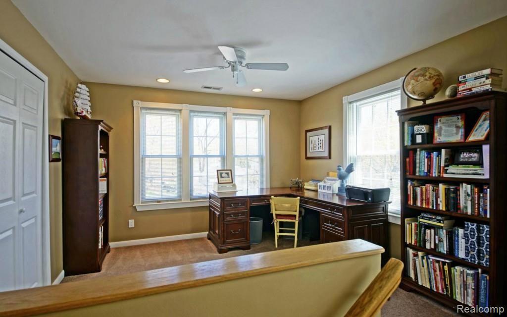 307 Ridgemont Road Grosse Pointe, MI 48236 - Photo 15 of 25 14-photo-web-1680x1050-208270.jpg