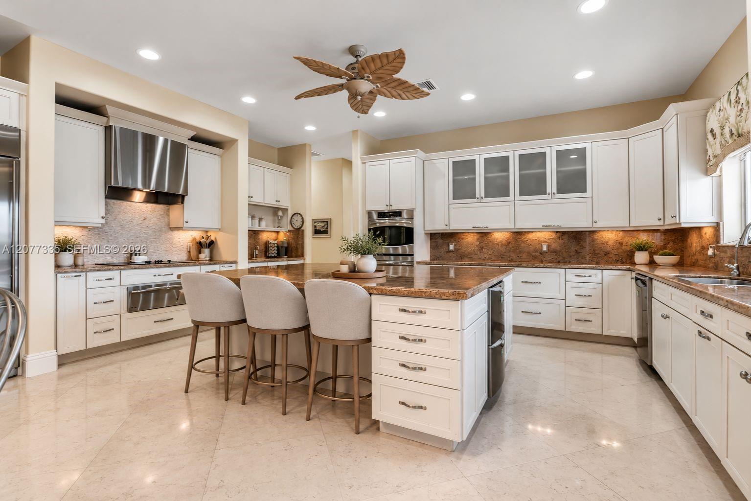 2820 Northeast 44th Street Lighthouse Point, FL 33064 - Photo 17 of 82 Gallery Image 17