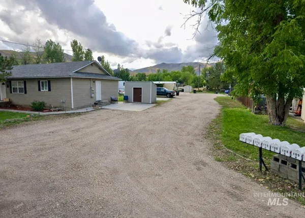 $749,900 | 109 Adams Street, Horseshoe Bend, ID 83629