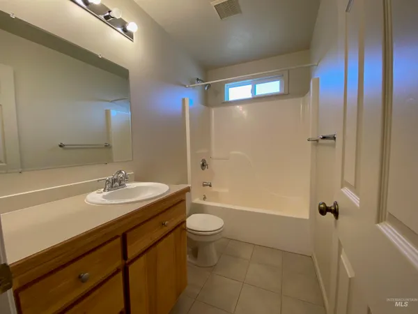 $749,900 | 109 Adams Street, Horseshoe Bend, ID 83629