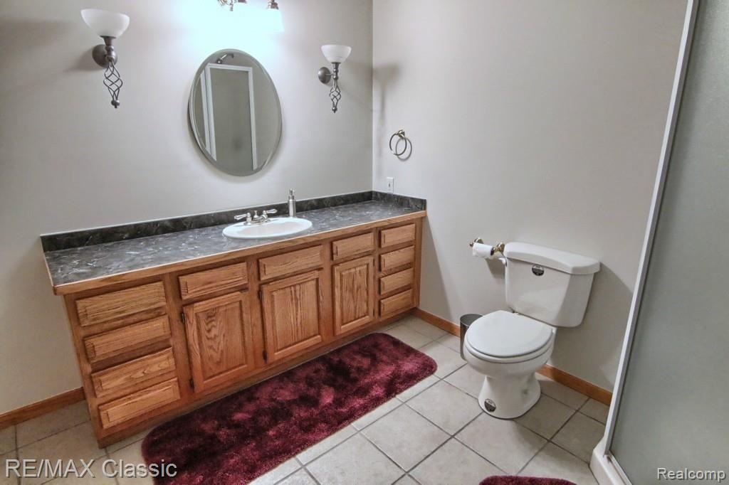 1088 Chesapeake Rochester, MI 48307 - Photo 35 of 41 Finished_Lower_Level_Bathroom.jpg