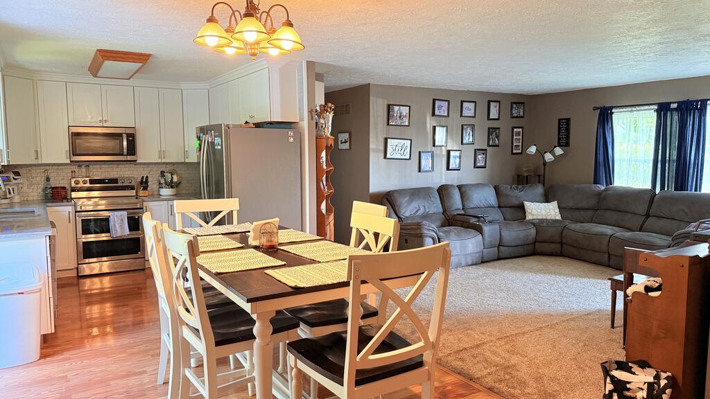 184 Rinehart Road Nevada, OH 44849 - Photo 4 of 34 Gallery Image 4