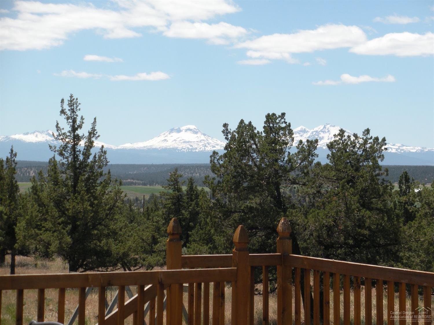 8461 Southwest Shad Road Terrebonne, OR 97760 - Photo 4 of 23 View from rear deck