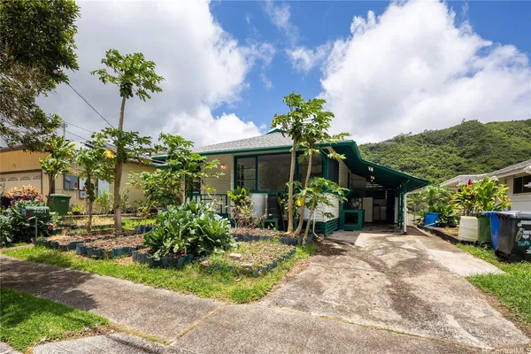 $3,200 | 2601 Myrtle Street, Unit FRONT, Honolulu, HI 96816