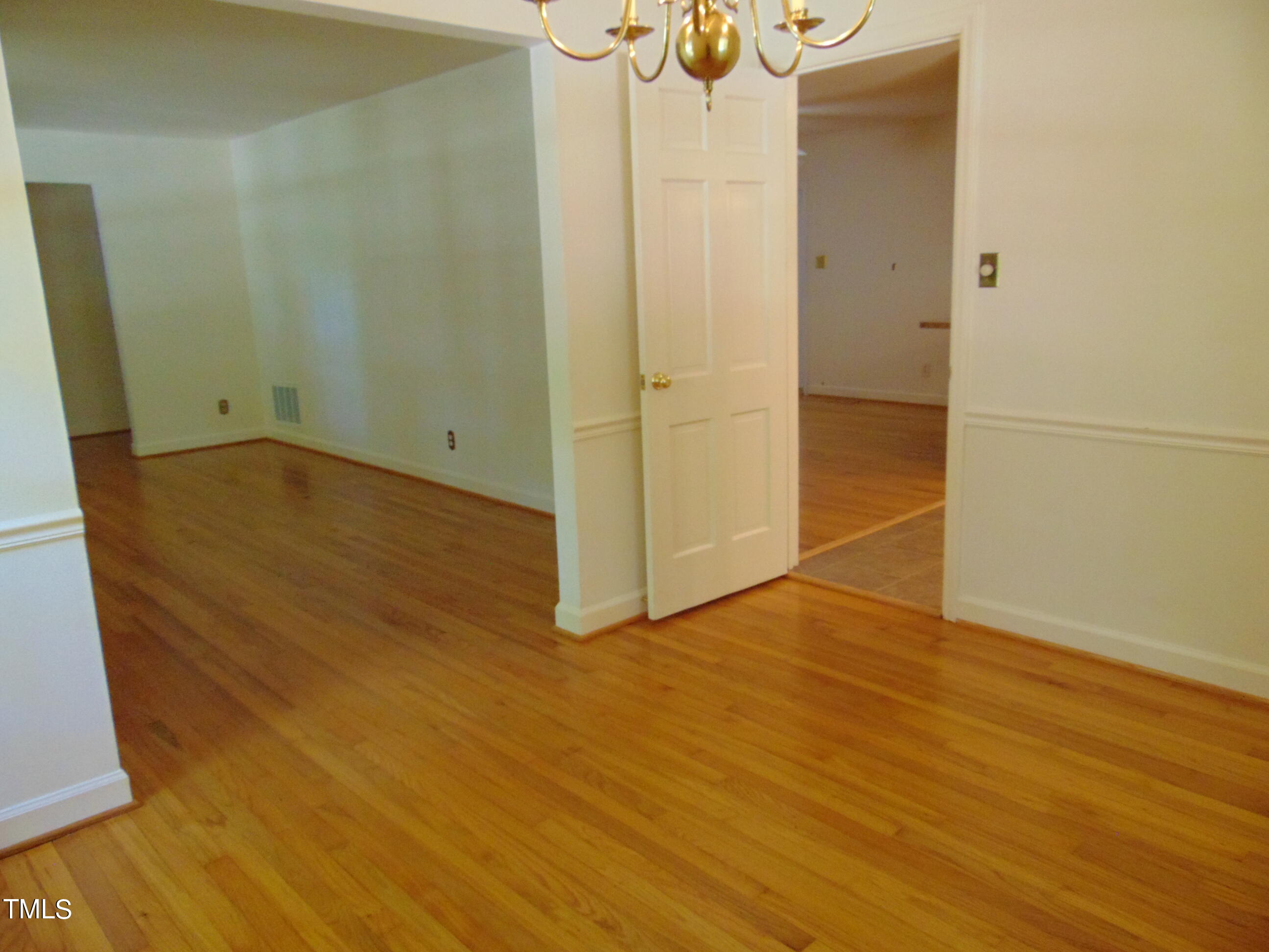 5400 Emerson Drive Raleigh, NC 27609 - Photo 17 of 55 DSC02690
