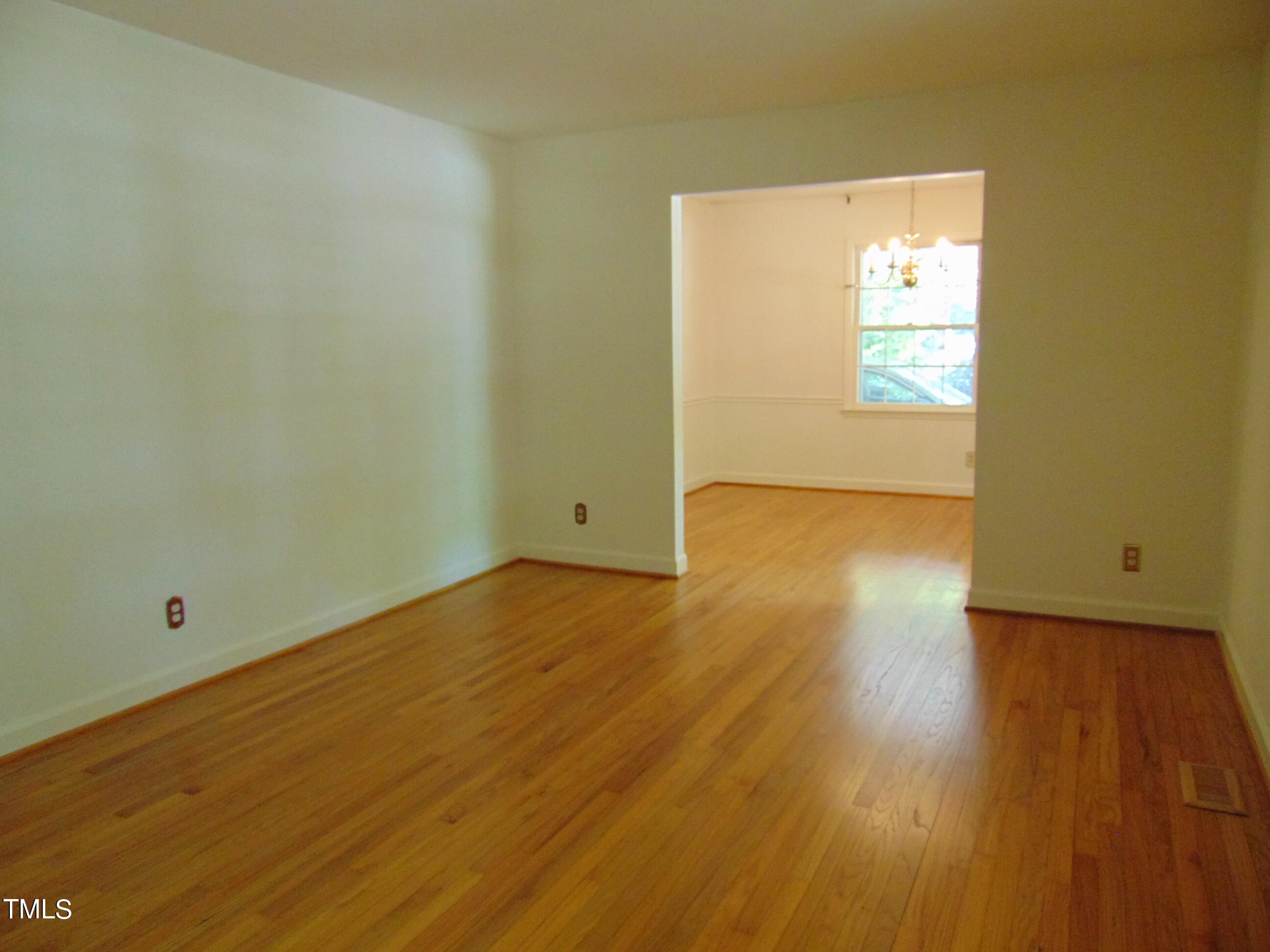 5400 Emerson Drive Raleigh, NC 27609 - Photo 20 of 55 DSC02704