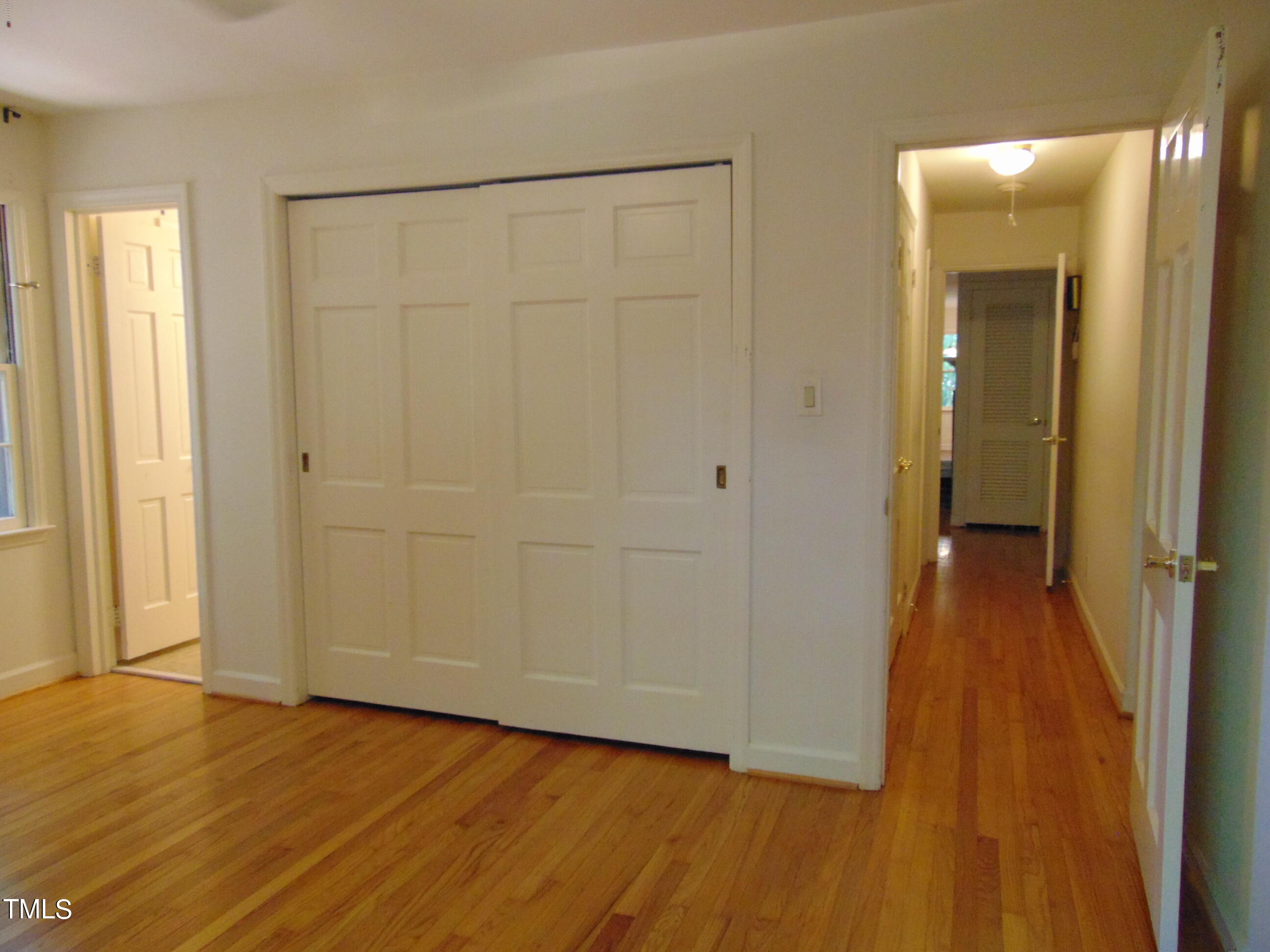 5400 Emerson Drive Raleigh, NC 27609 - Photo 31 of 55 DSC02725