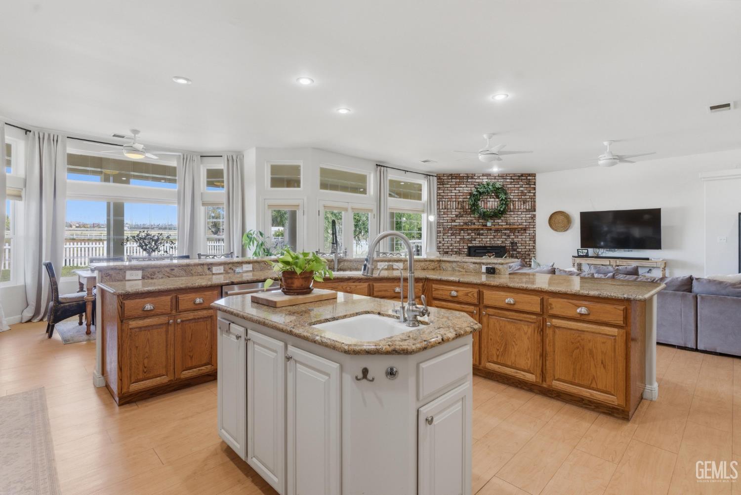 Undisclosed Address Bakersfield, CA 93308 - Photo 16 of 50