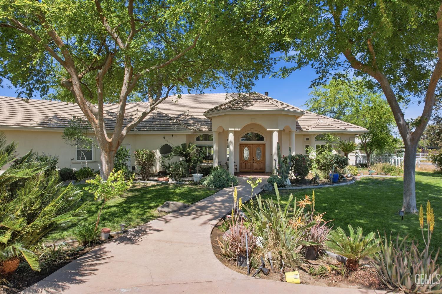 Undisclosed Address Bakersfield, CA 93308 - Photo 2 of 50