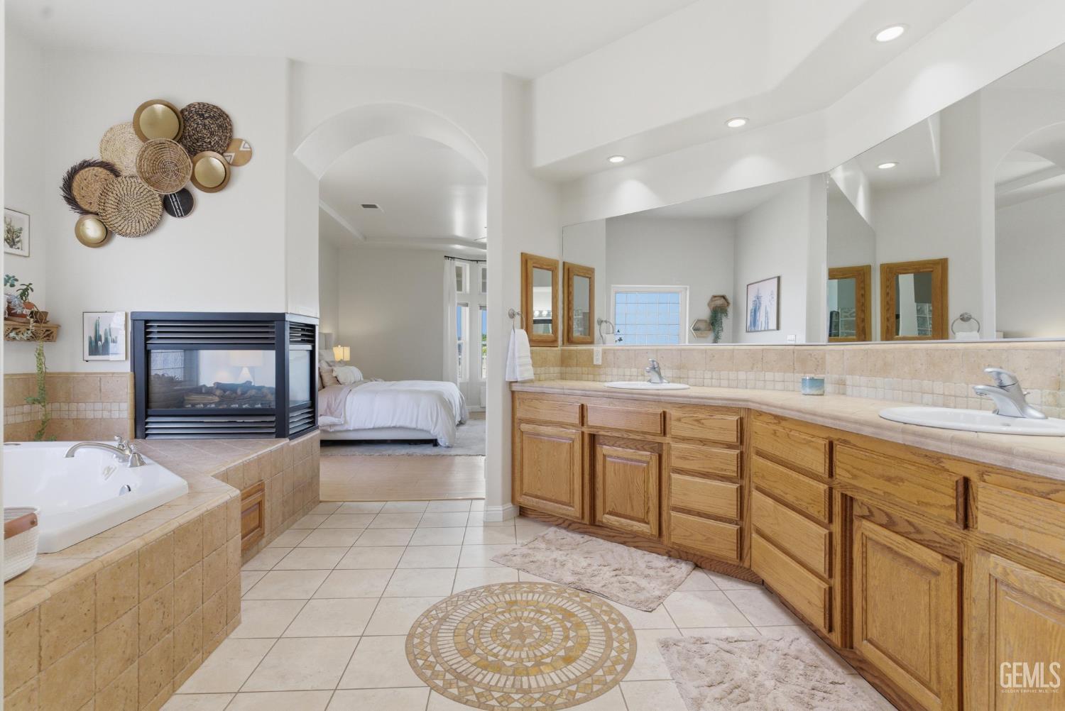 Undisclosed Address Bakersfield, CA 93308 - Photo 34 of 50