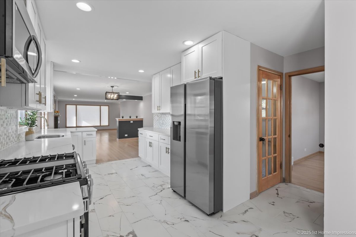 9733 South Springfield Avenue Evergreen Park, IL 60805 - Photo 14 of 37