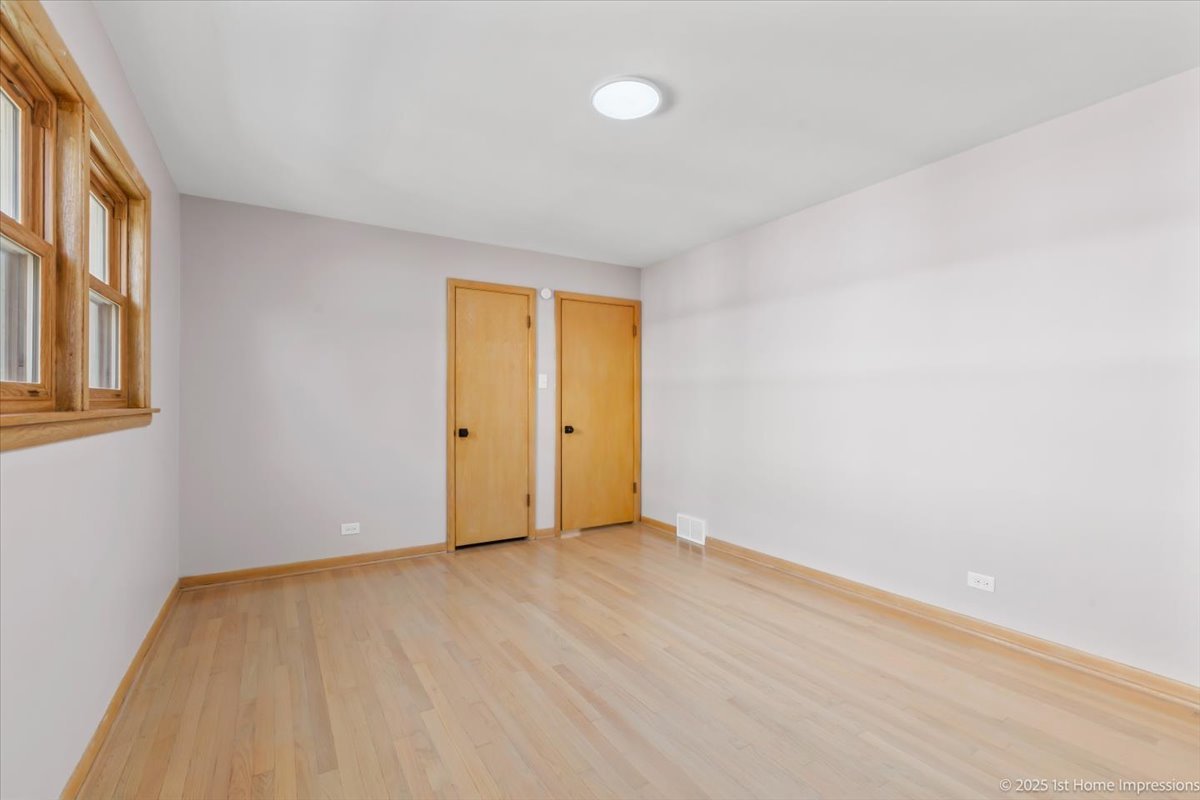 9733 South Springfield Avenue Evergreen Park, IL 60805 - Photo 18 of 37