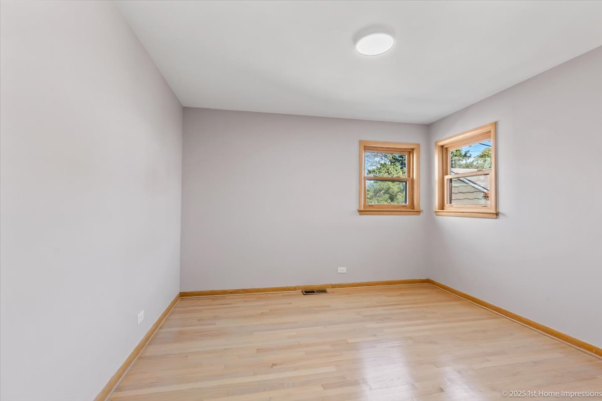 9733 South Springfield Avenue Evergreen Park, IL 60805 - Photo 22 of 37