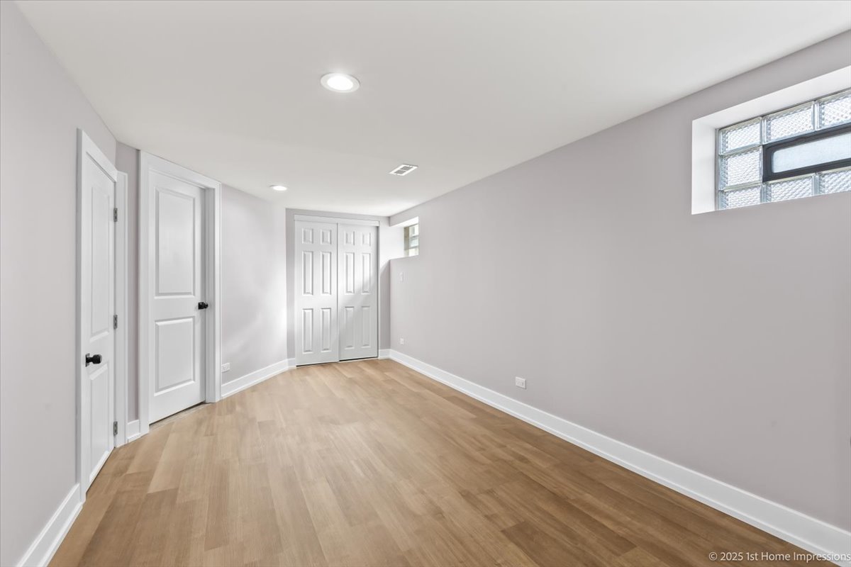 9733 South Springfield Avenue Evergreen Park, IL 60805 - Photo 24 of 37