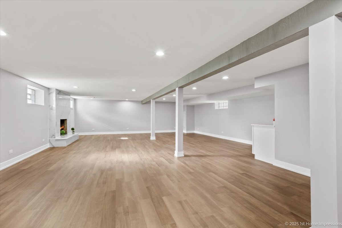 9733 South Springfield Avenue Evergreen Park, IL 60805 - Photo 26 of 37