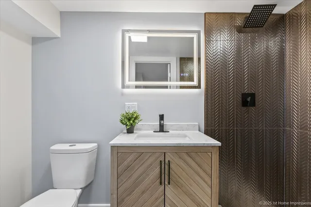 $515,000 | 9733 South Springfield Avenue, Evergreen Park, IL 60805