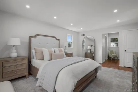 $1,525,000 | 63 Underhill Road, Scarsdale, NY 10583