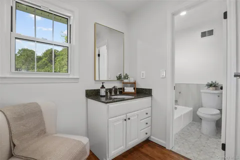 $1,525,000 | 63 Underhill Road, Scarsdale, NY 10583